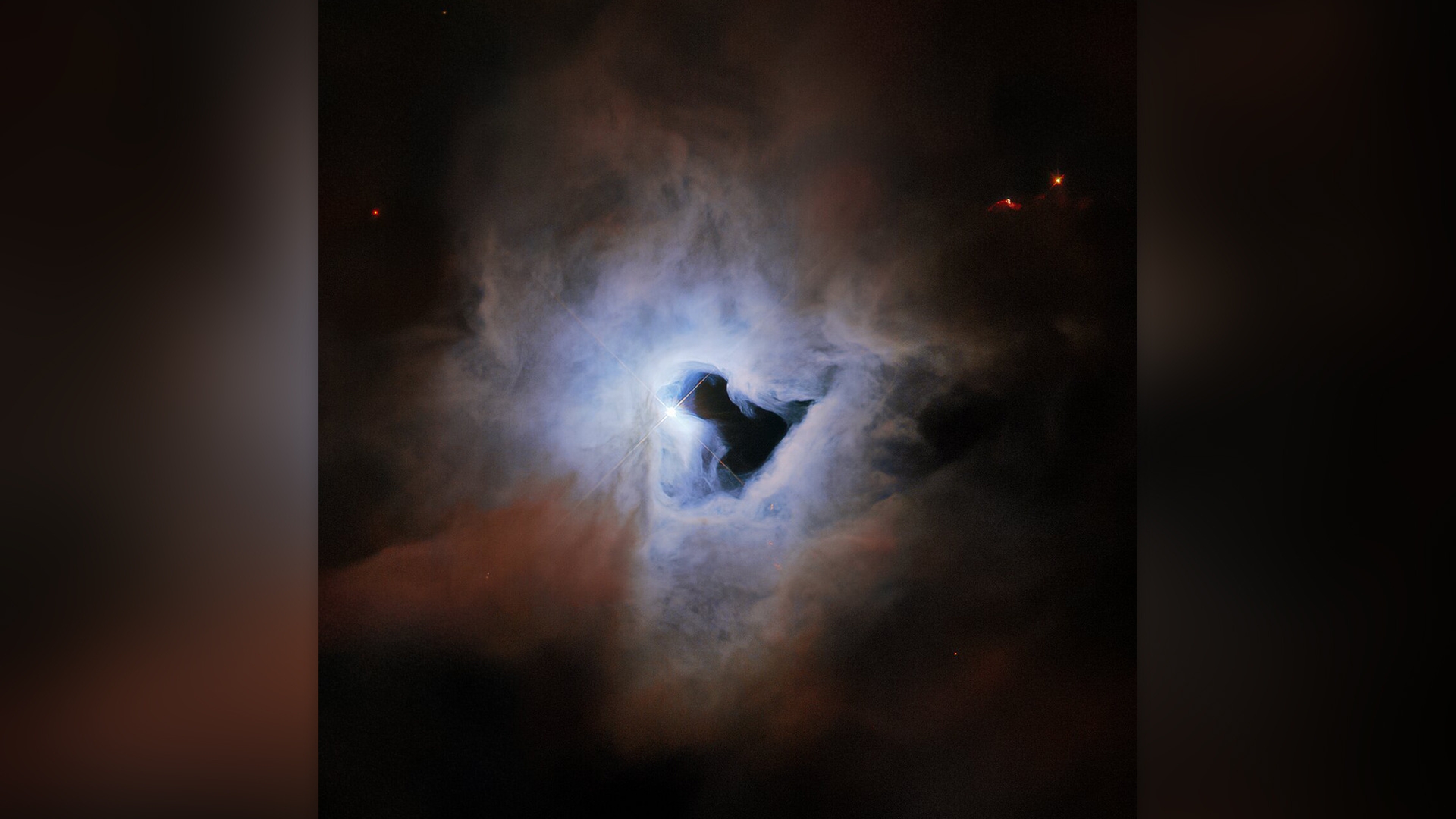 #十大诡异星云# 9. Cosmic Keyhole (NGC 1999) 宇宙