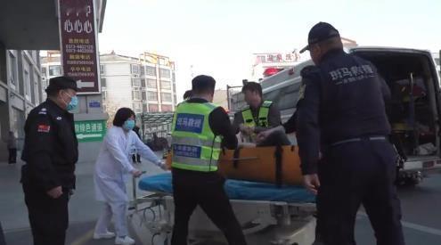 十小时山地救援 悬崖坠崖男子成功获救

据卫辉市斑马应急救援中心通报，12月29