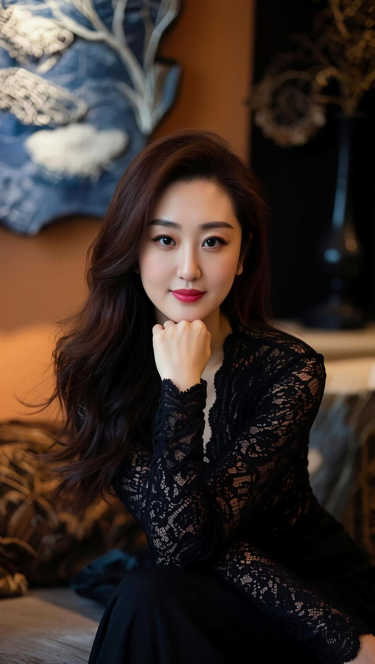 优雅黑蕾丝，气质女神范儿