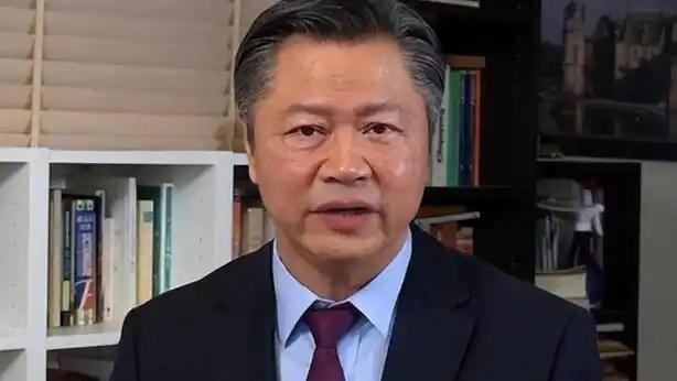 家人们，可别不当回事！ 台湾 资深专家 赖岳谦曾发出重磅警告： 美国很可能最早今