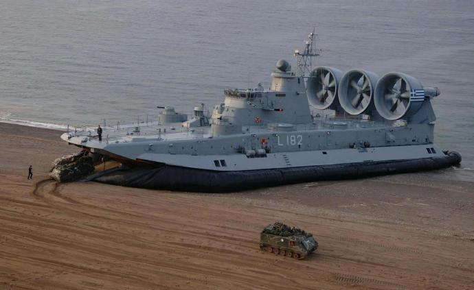 每天认识一件兵器 俄罗斯“野牛”级气垫登陆艇“野牛”级（Zubr class）是