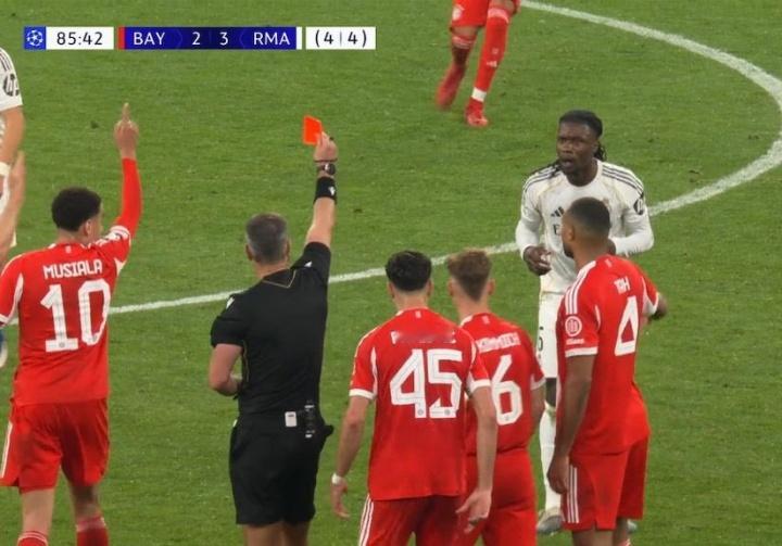 4月21日讯 在皇马对阵阿拉维斯的赛前发布会上，阿韦洛亚重申，对阵拜仁次回合卡马