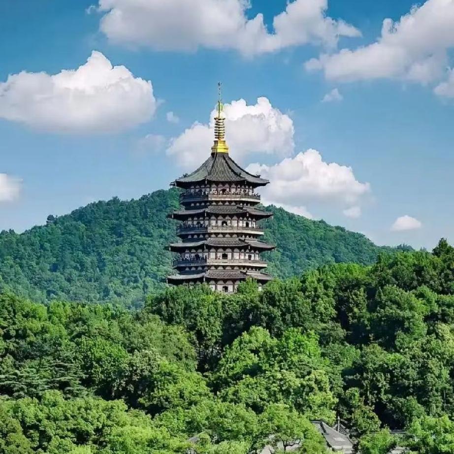 说实话，很多人总觉得好运靠老天赏赐，想要变旺只能靠拜佛许愿、碰运气。

总盼着天