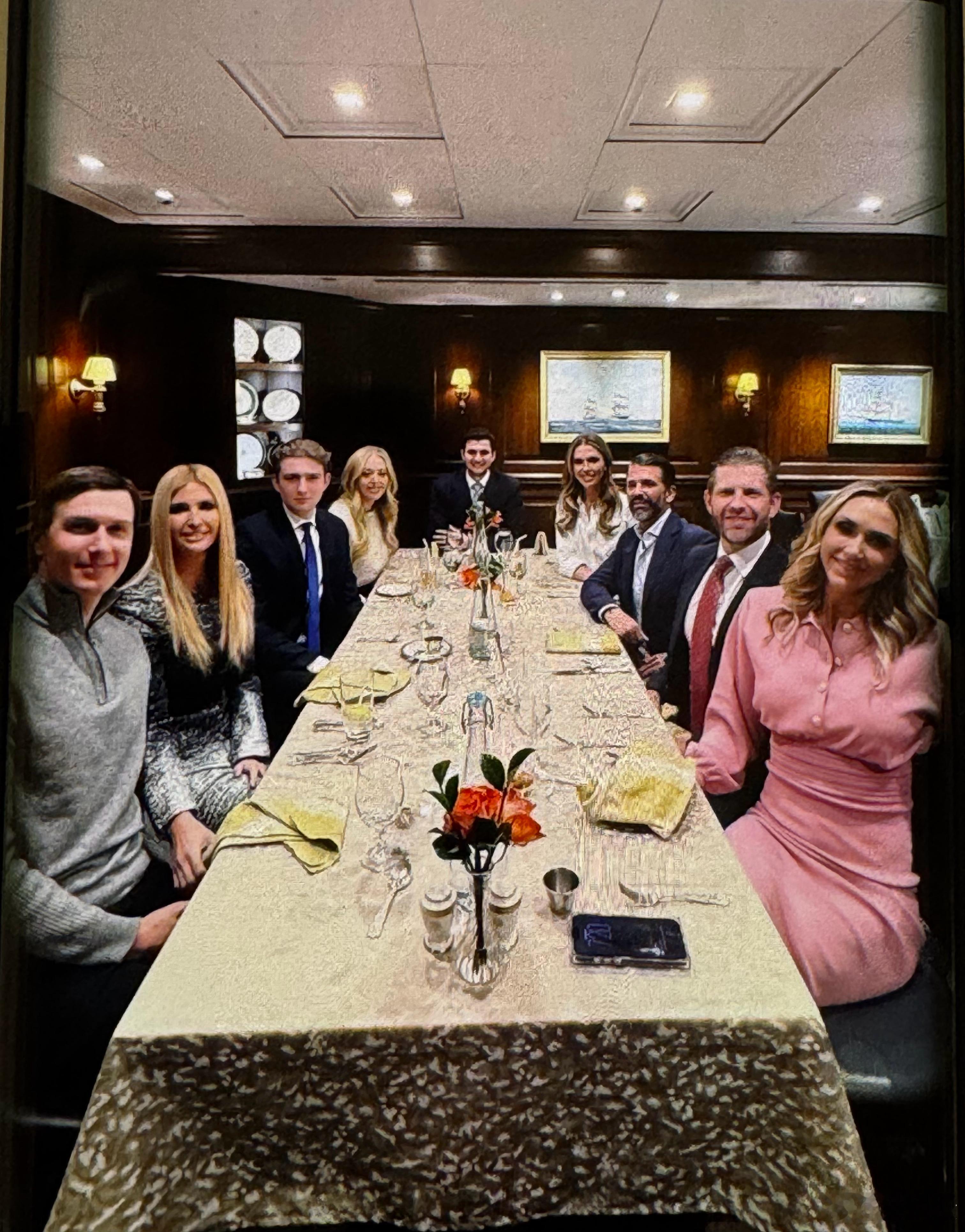 这一群人颜值怎么会如此这个样子呢？余丰慧