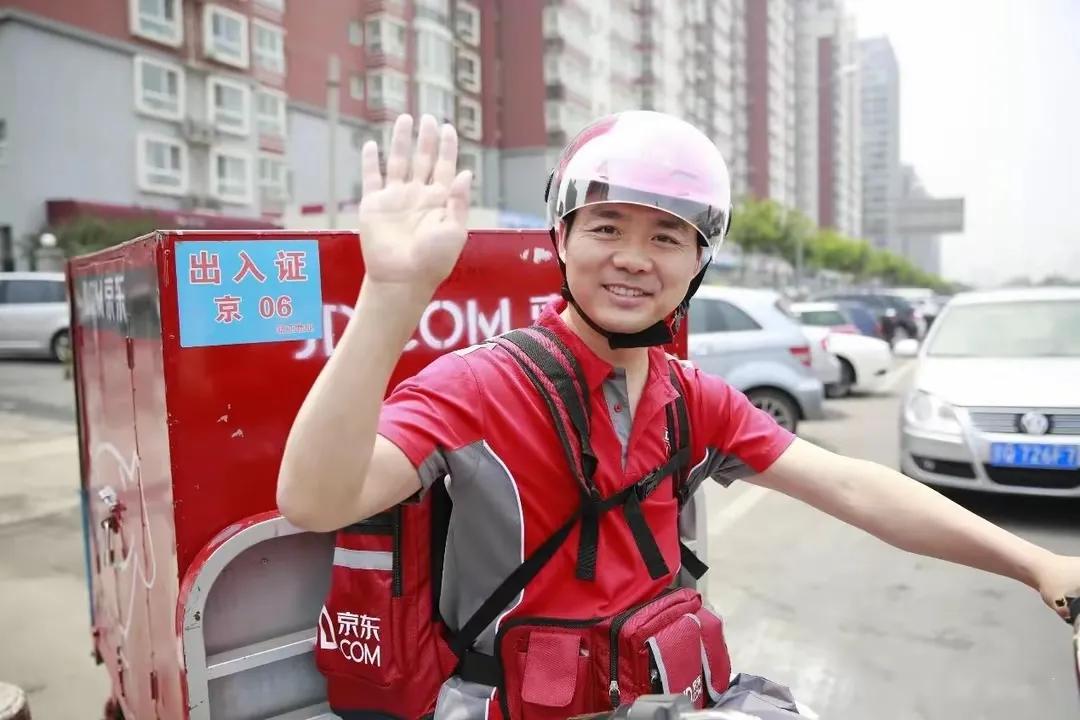给京东便利的售后点赞👍
从京东买了两袋糖，拆箱后发现其中一袋包装袋破损，致使少
