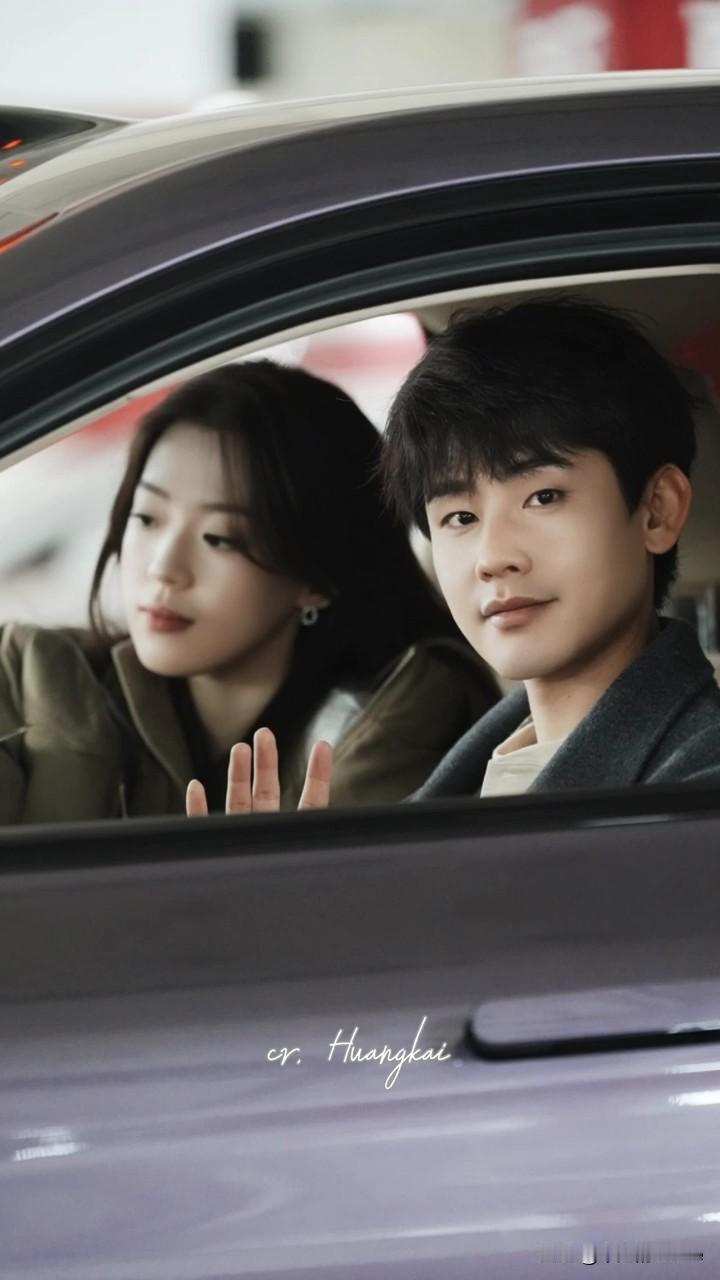 12月1日，综艺《令人心动的offer5》实习生许文婷发文说：“当我和朋友同时找