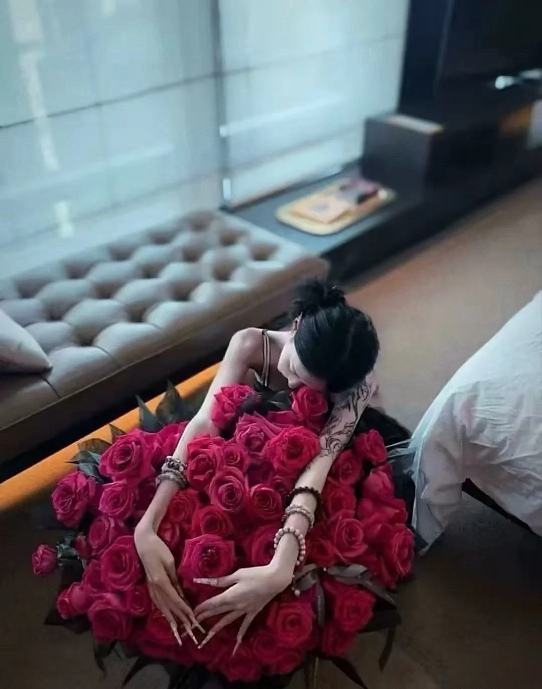 我估计晚上会调整到位了，补完今天仓位就不动了，留几层备用做踢用的就行。不要又梭哈