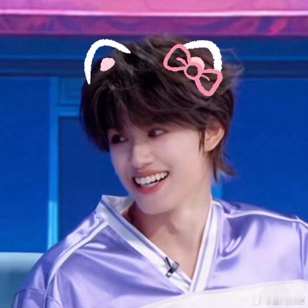 官方声明给足安心！张极始终专注舞台、坚守底线，网传谣言不攻自破。继续陪少年奔赴热