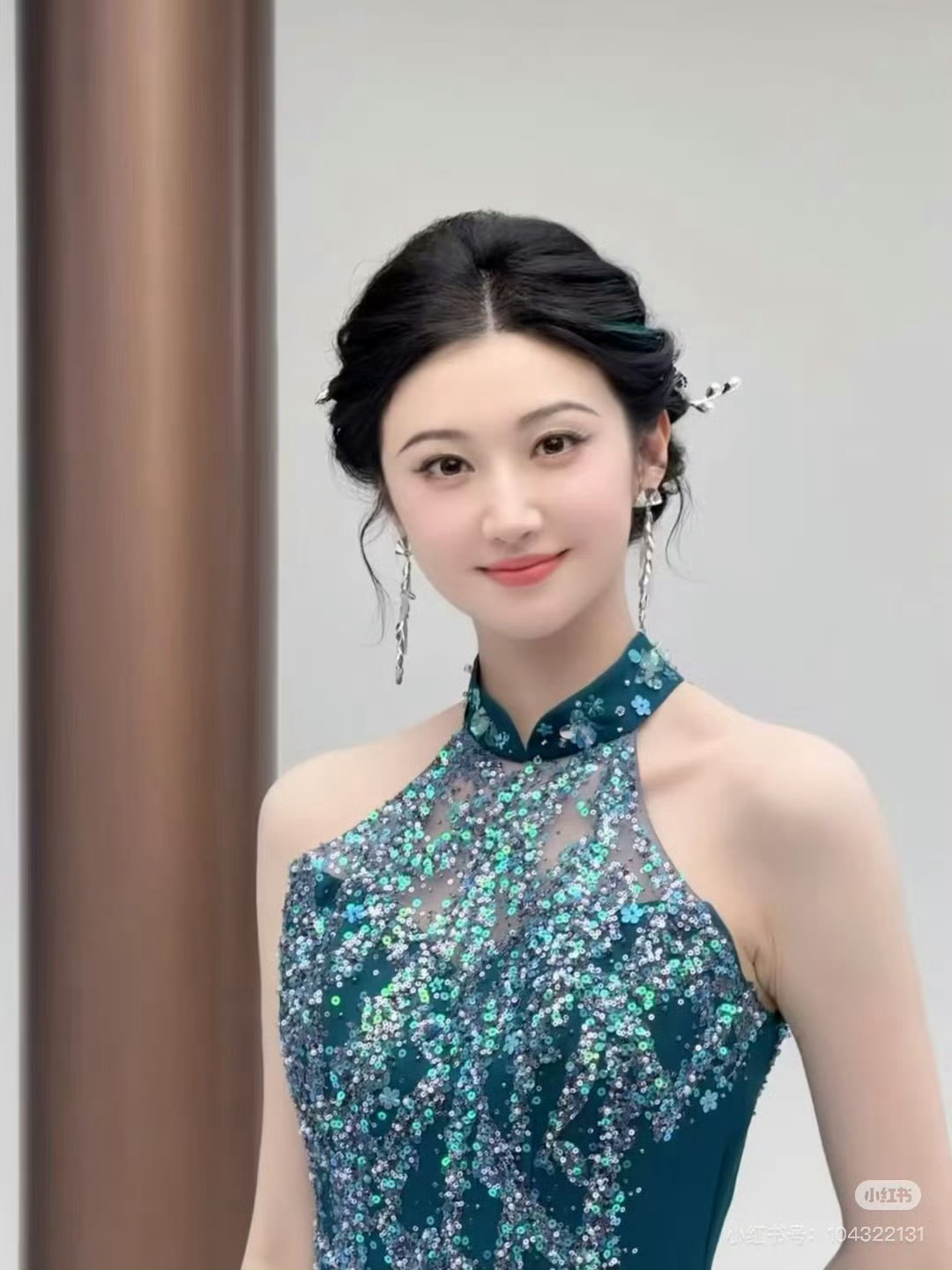 像那个胡连馨 ​​​