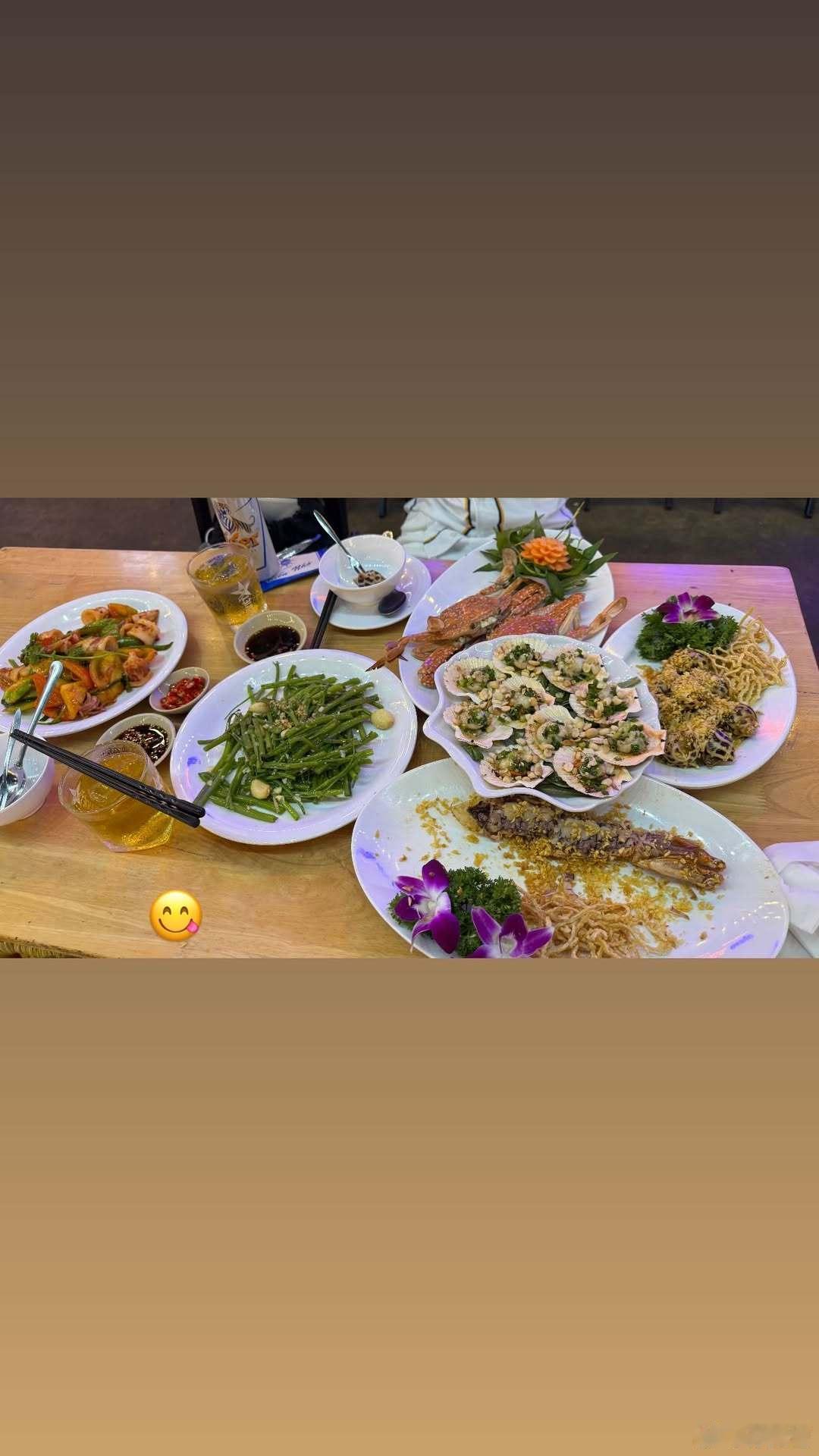 国际排坛动态王媛媛王媛媛更新了社交媒体，看照片疑似在越南啊中国女排