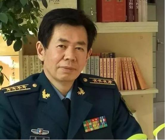 中国坐拥再多航母五代机也没用！戴旭早已直言点明残酷现实，不敢主动出手惩戒挑衅势力