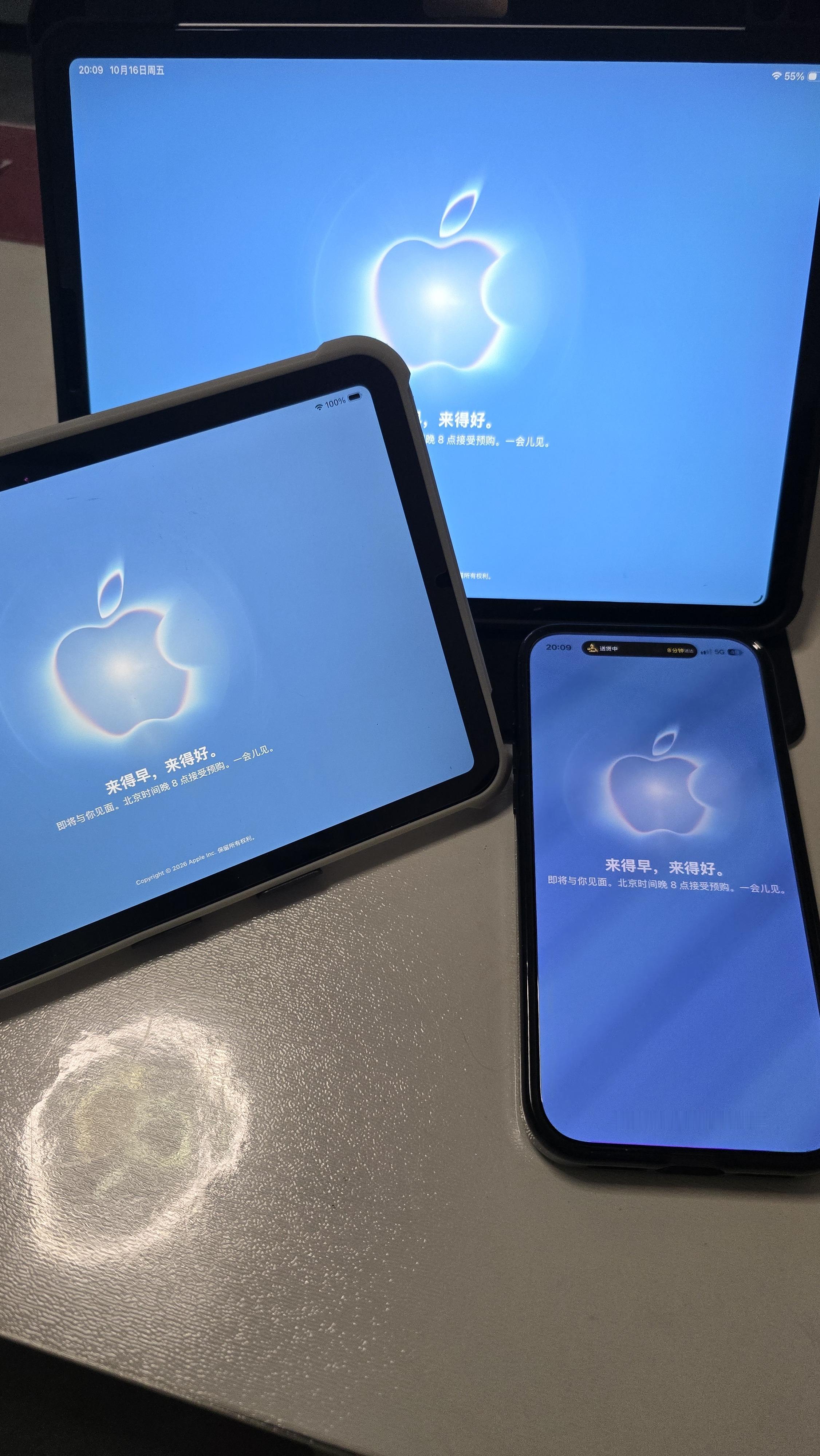 我有很多蓝苹果，到底谁抢到了iPhone DUO ​​​