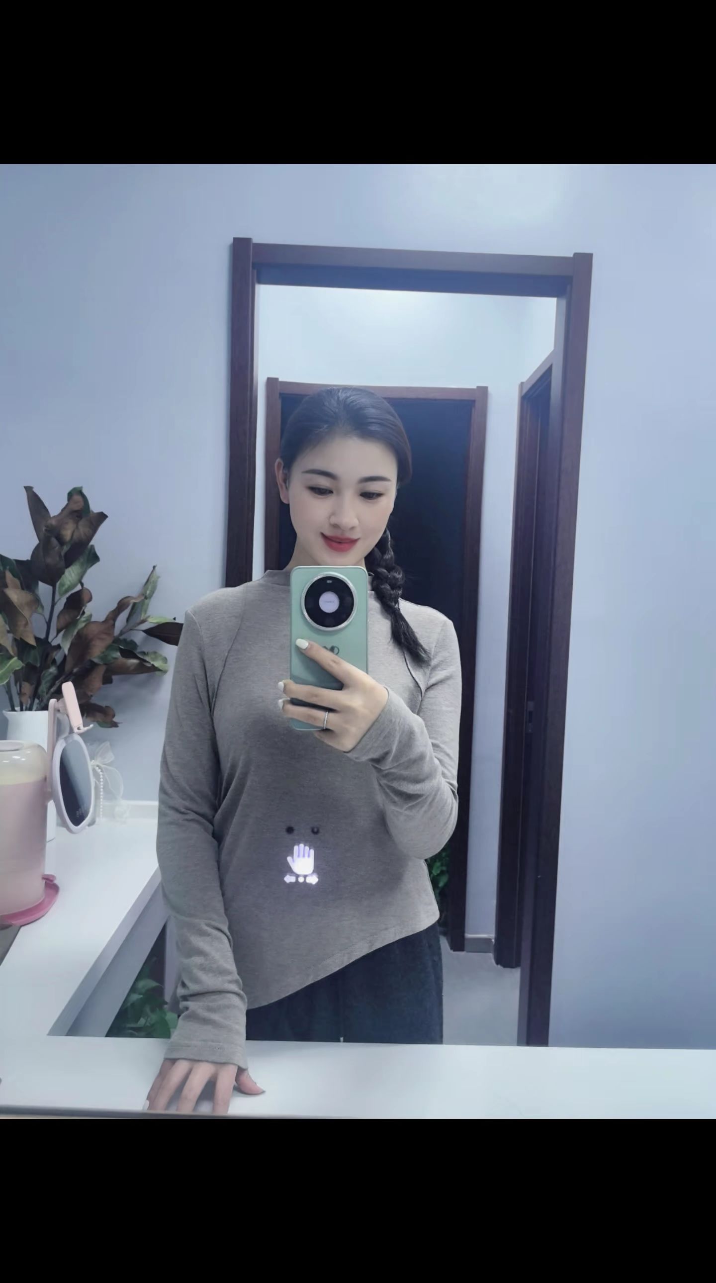 逐渐成为一个情绪稳定且安静成长的人.