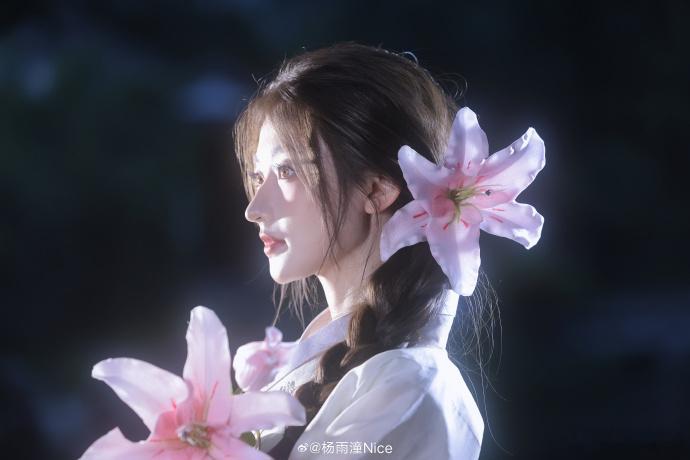 杨雨潼我的漂亮小众女星杨雨潼内娱难得的淡颜系美人，这个气质也是独一份的，而且每一