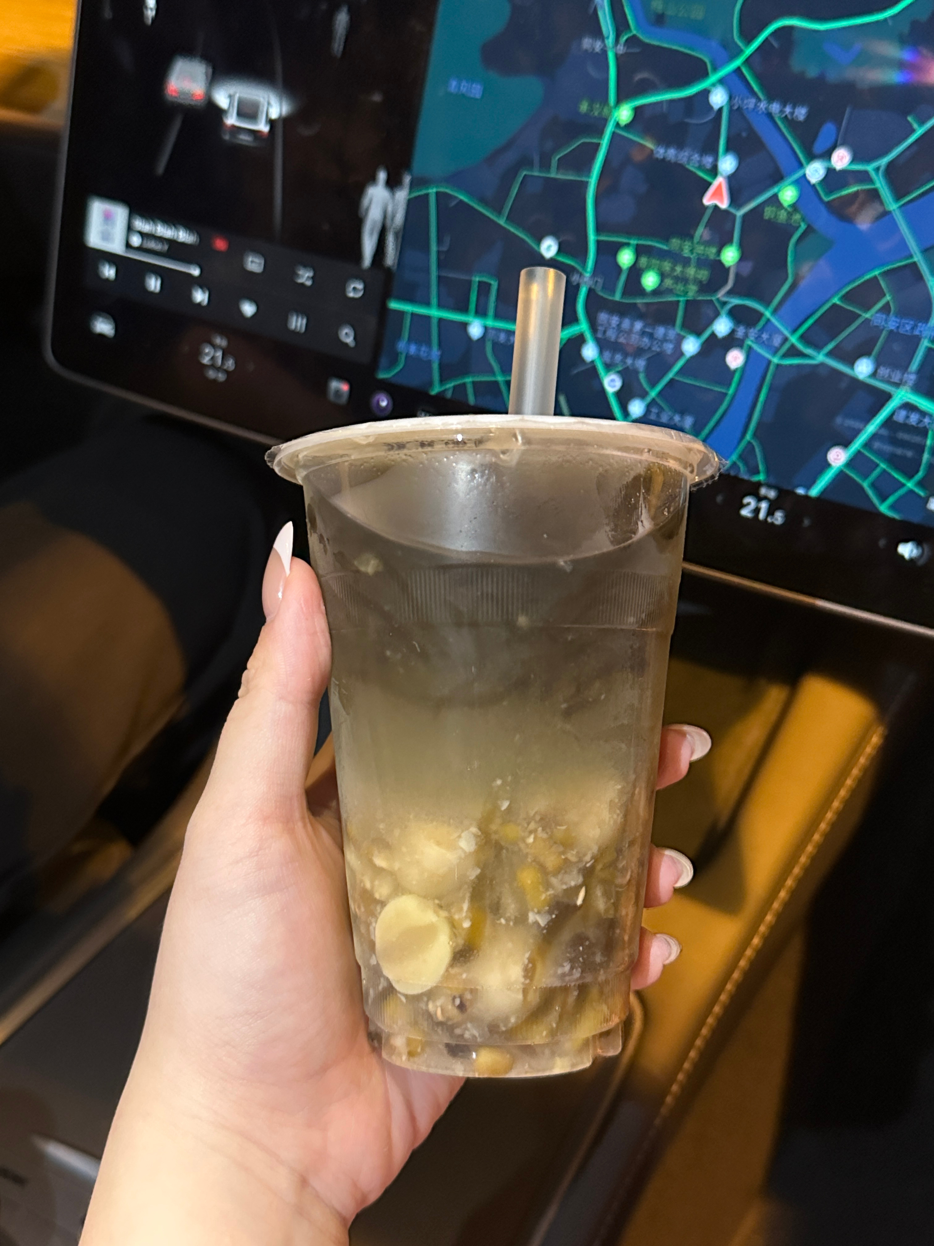 不是，同安这个绿豆汤怎么敢卖15啊！！！！！！一杯！！！！15！！！！！ ​​​