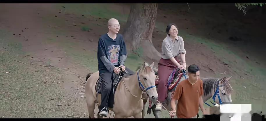 这些天，网上关于李诞对谈李娟的内容铺天盖地。然而，大多数并非对采访亮点进行深度剖