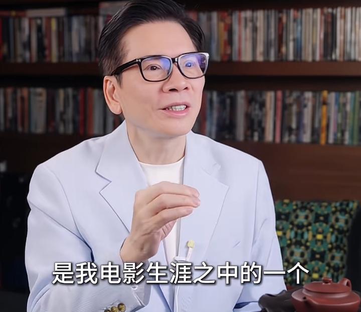 向华强终于说出了心里话，他拍电影捧红了不少人，但唯独他的亲生儿子向佐，是怎么也捧