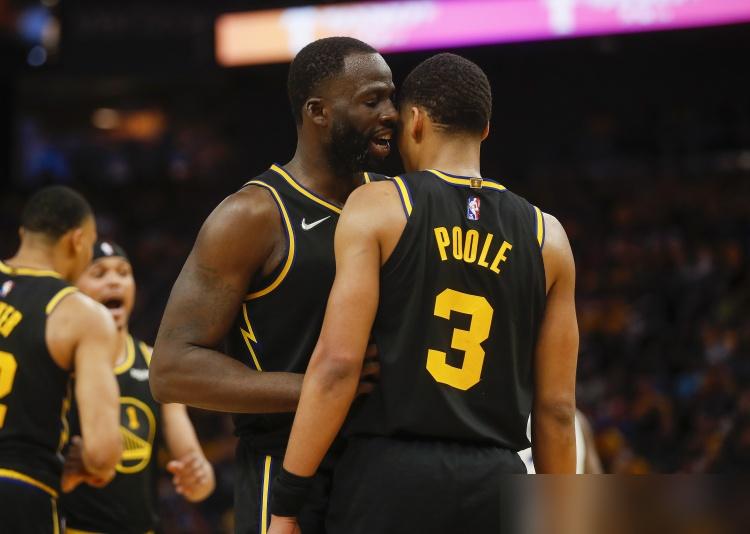 NBA，最不缺的就是轮回。

金州勇士队花了11号签，选来一个24岁的大龄新秀，