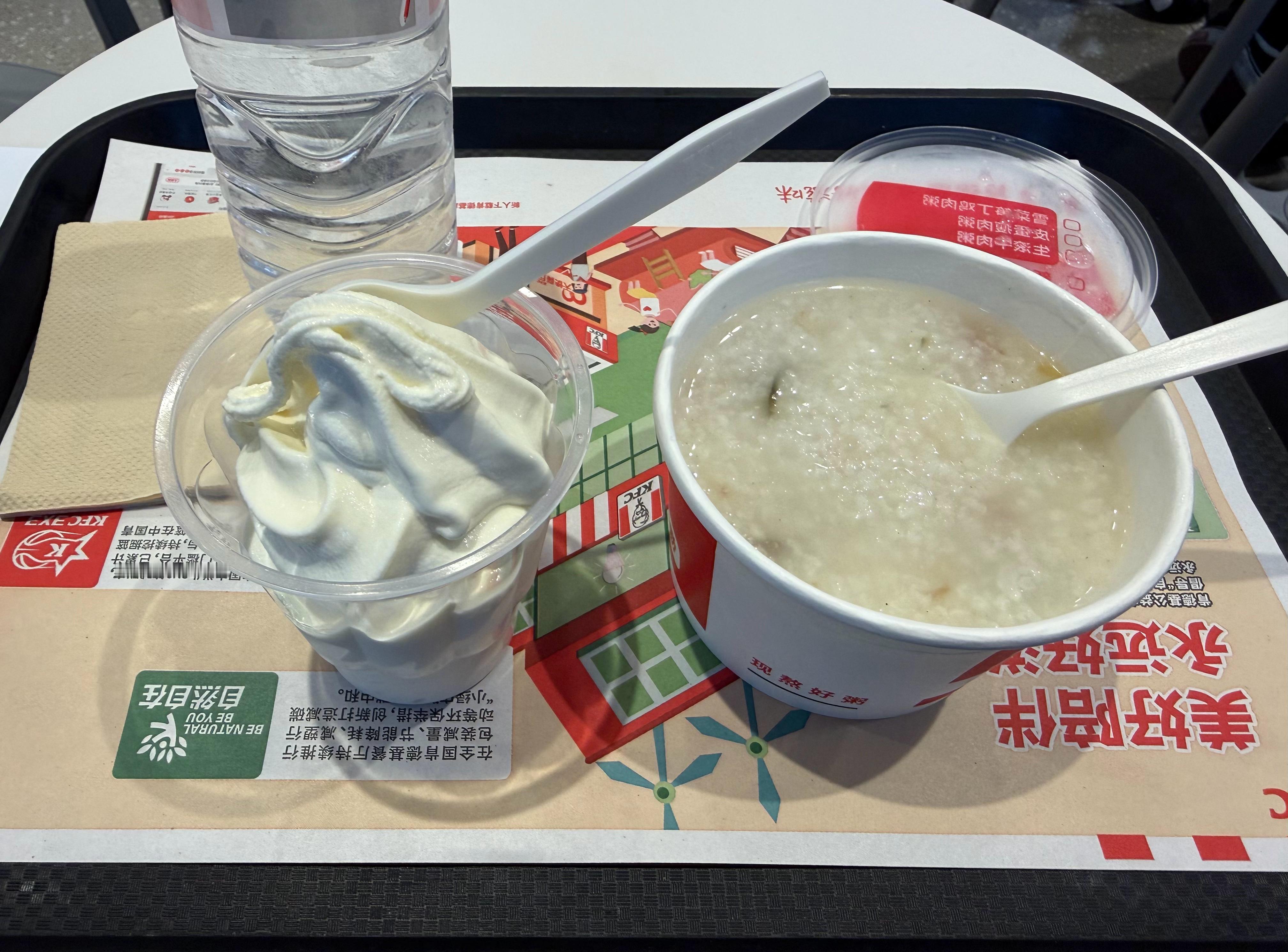 术后复查了，还有一个星期，就能正常吃饭了。轻舟已过万重山。 