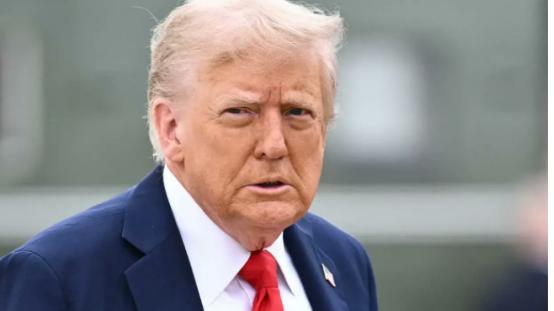 特朗普昨晚（北京时间1月2日晚）写道：“关税对我们国家来说是一项极其重要的福利，