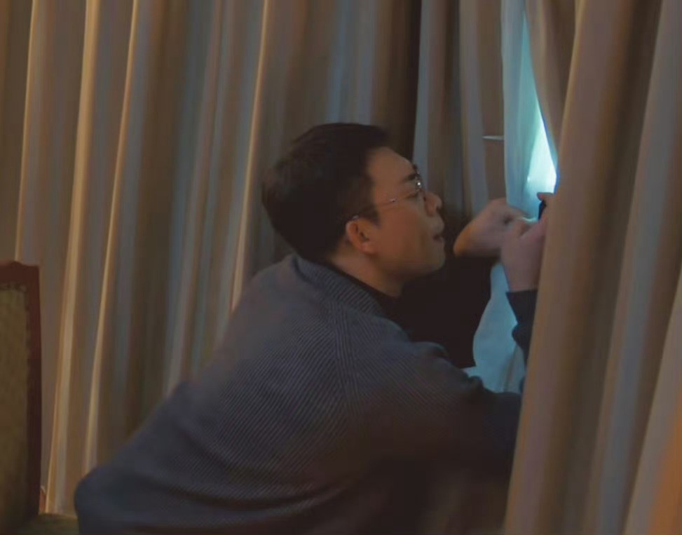 这小手，什么搭着的猫爪 