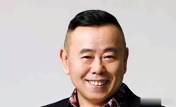 央视春晚！老百姓最不想看到的5位男明星

第1，潘长江

第2，蒋大为

第3，