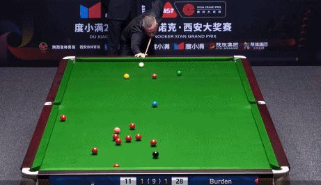 丁俊晖单杆55分拿下第3局，大比分2-1领先博登
北京时间8月19日，世界斯诺克