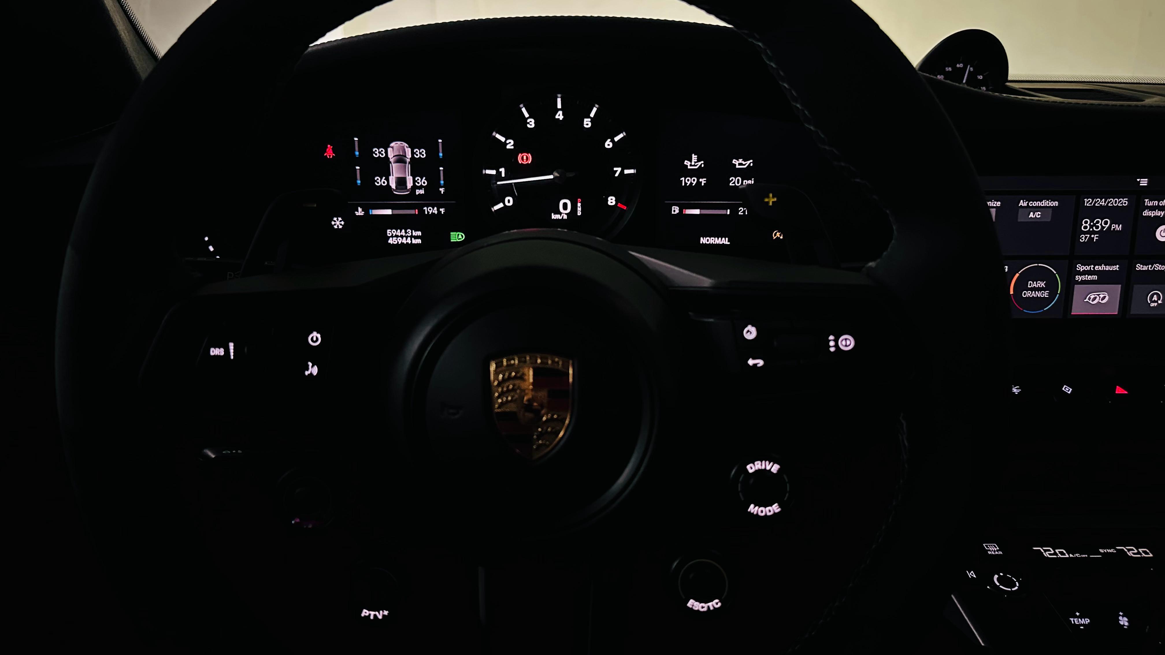 车里发会呆最近有点累是真的 别不正经说车保时捷保时捷