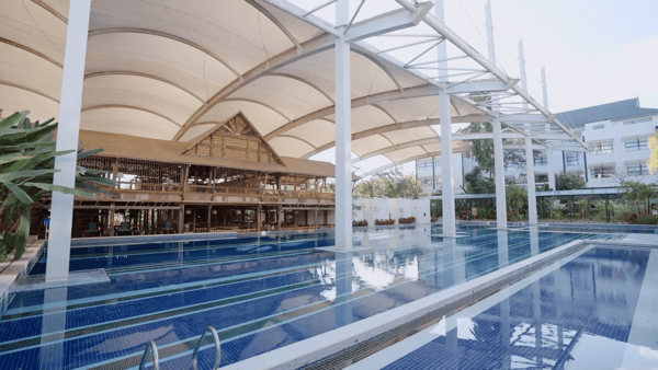 哈哈哈哈哈6 我的评分：邓超仿妆鹿晗 邓超版鹿晗上线邓超越努力越心酸！全身上下努