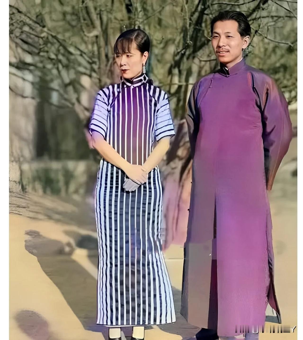 这是张学良和原配妻子于凤至年轻时候的一张合影老照片，这并非演戏，也不是某演员所扮