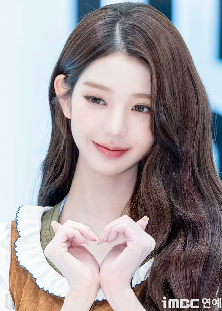 张元英 今日活动新闻图！ 