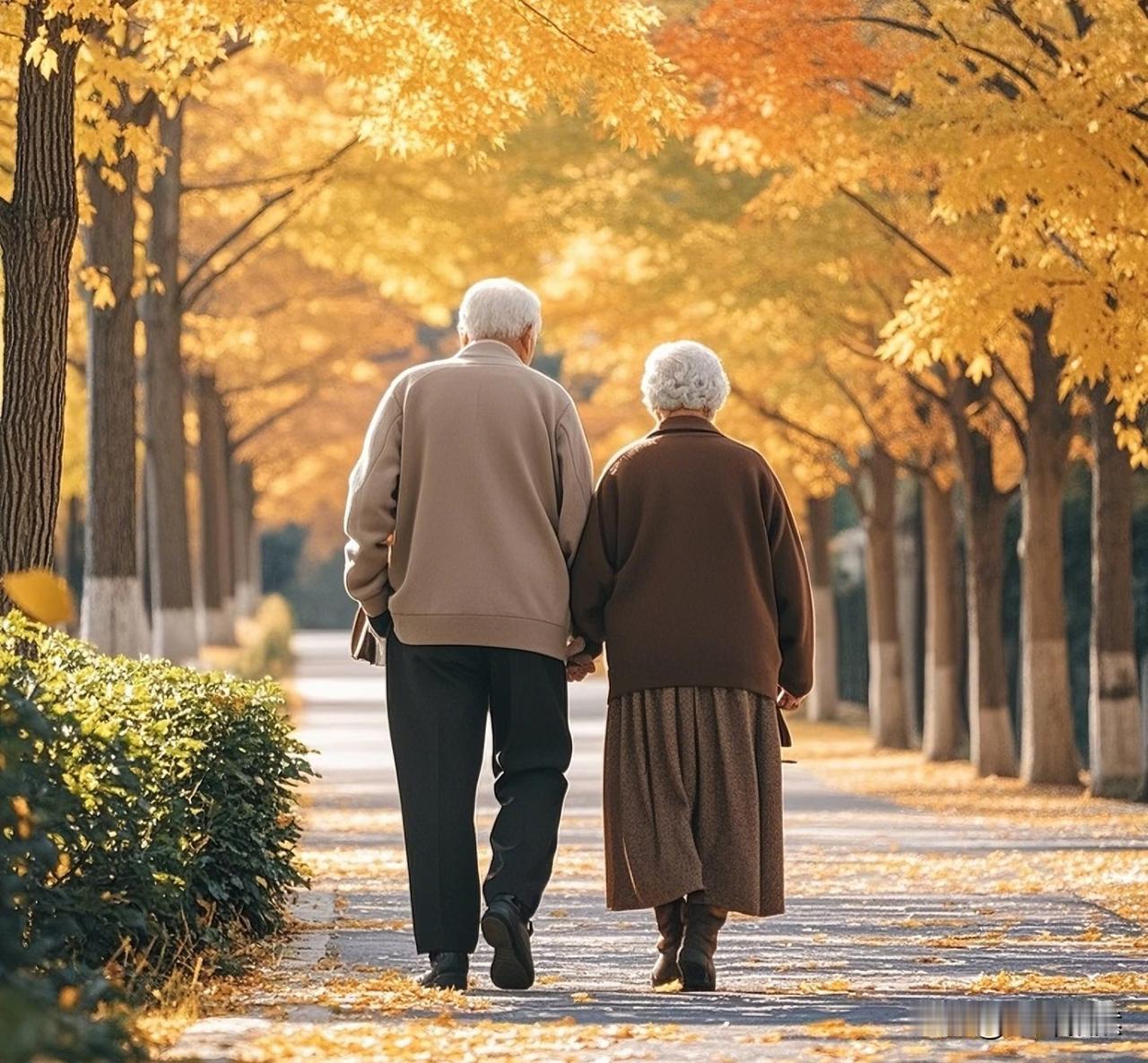 人老了，夫妻相处不累，必须学会这6种智慧：
 
人到晚年，最好的福气不是钱多钱少