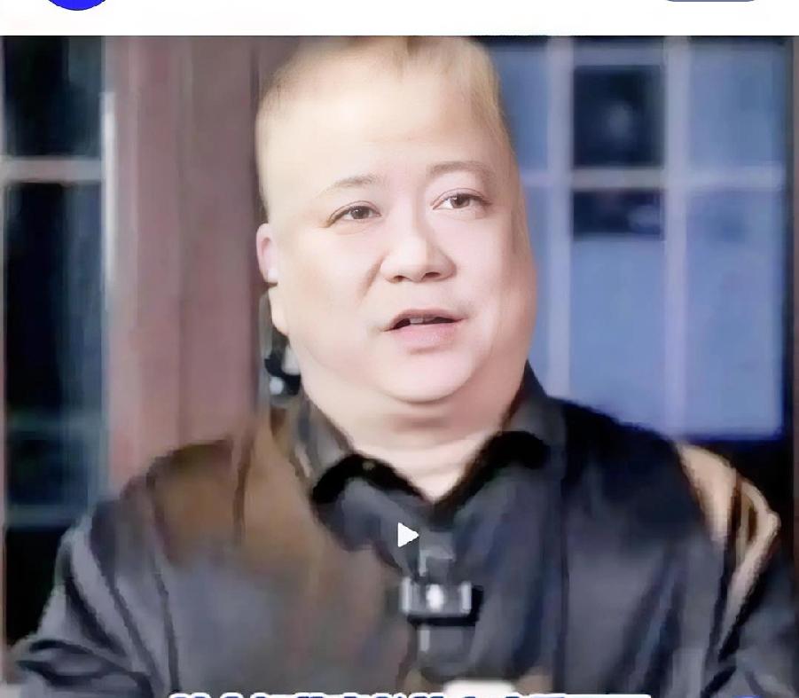 娃小智董事长首次直播露面，称买30万元货送SUV
 
10月21日晚，娃小智董事