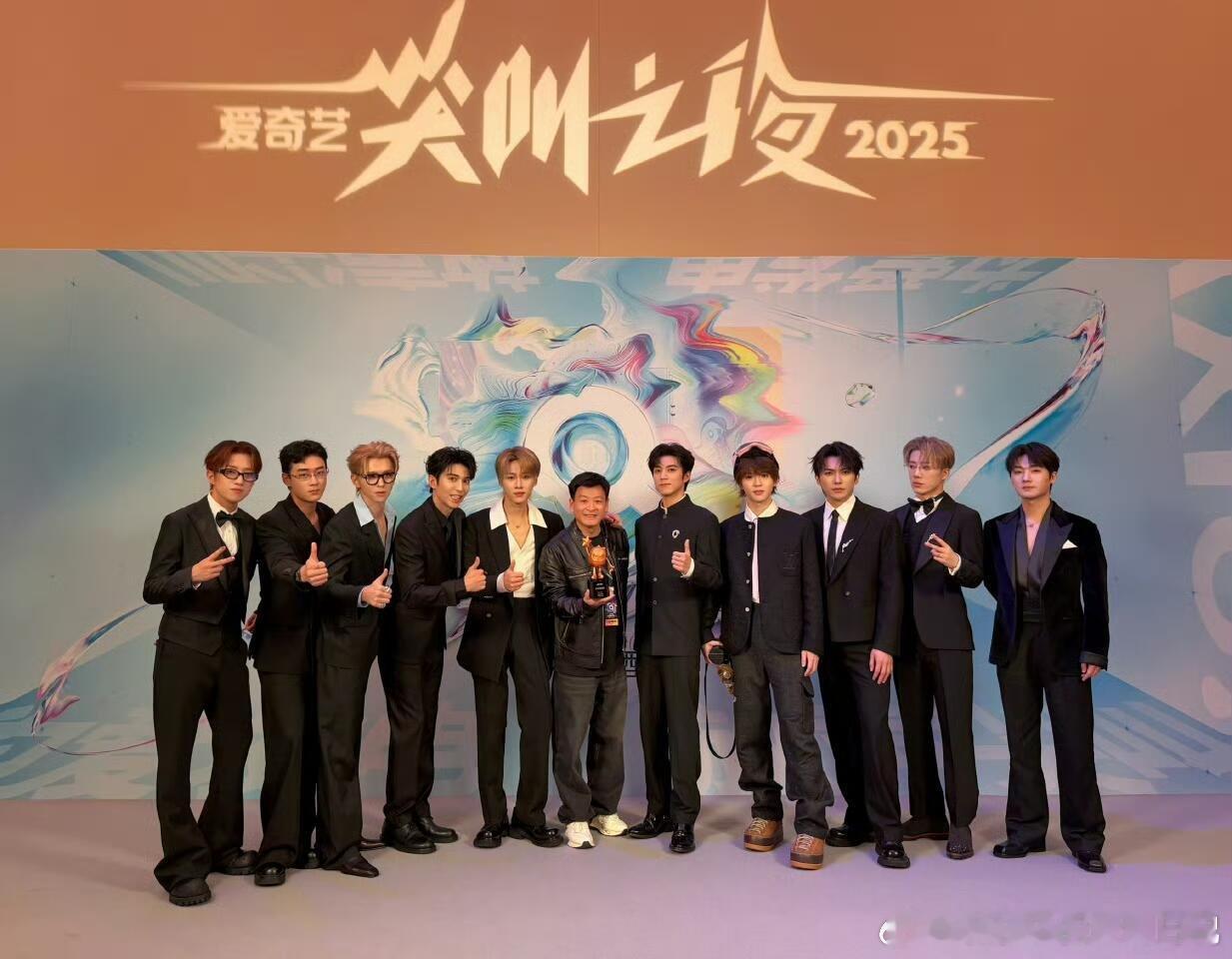 十个勤天 桃厂质子四百小时陪伴全是实打实的快乐，当年谁能预判这小团能录三年还越火