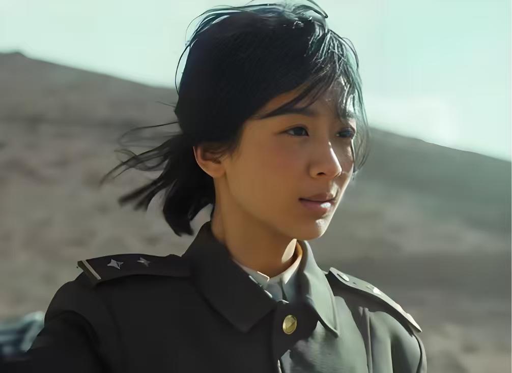 杨紫成白玉兰首位90后视后了！凭《生命树》击败孙俪、吴越、任素汐，结果支持者狂吹