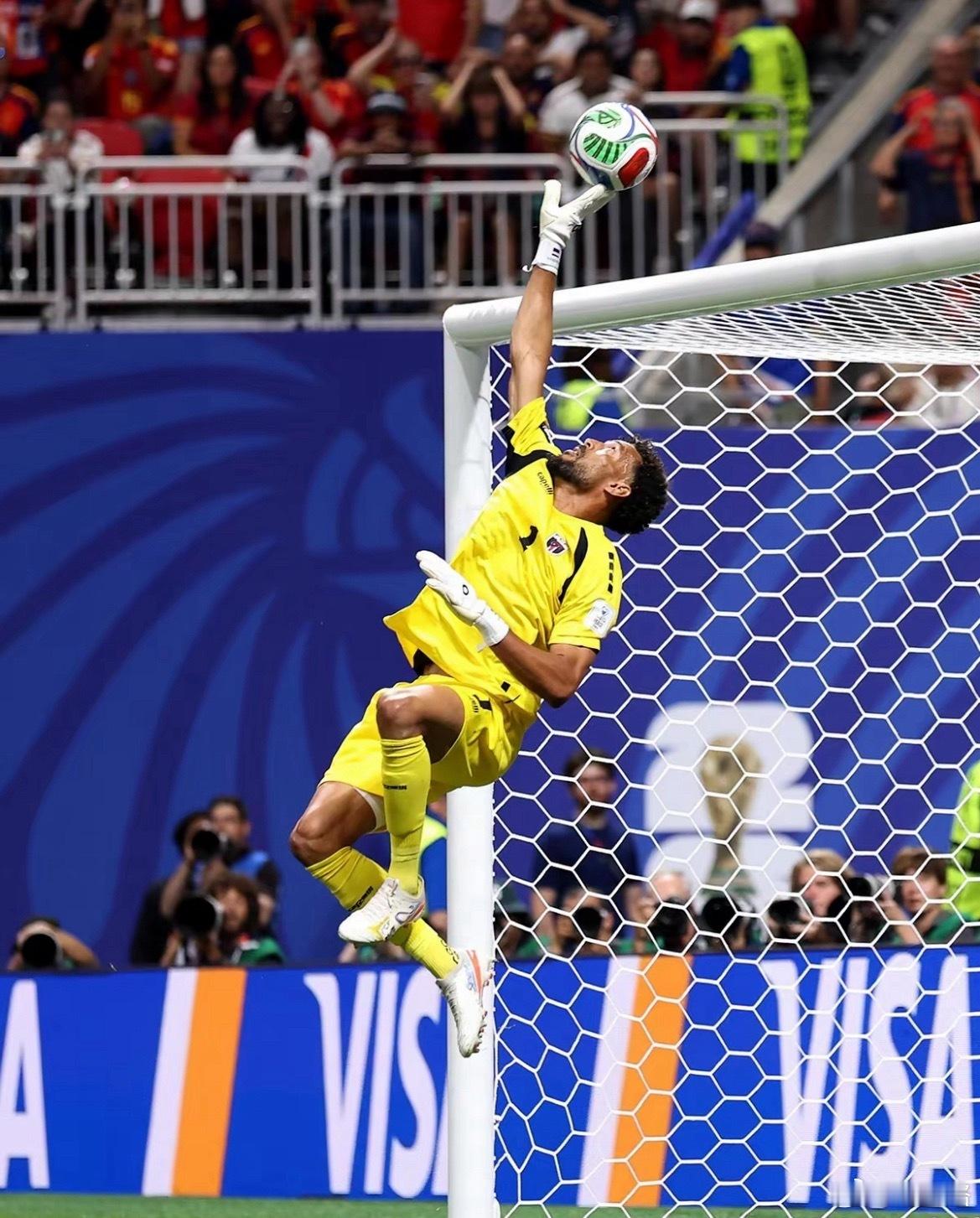 这就是竞技体育的魅力⚽这就是足球最好看的地方！赛场一切皆有可能✨只要拼尽全力，“