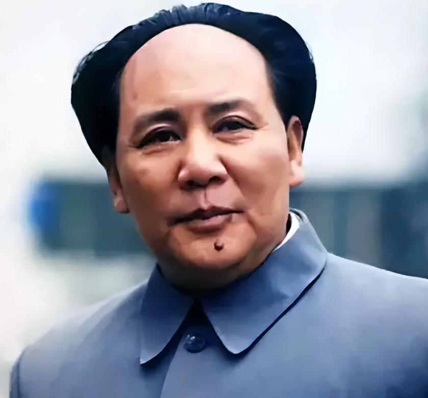 1989年9月30日，中南海宴会厅张灯结彩，庆祝新中国成立40周年的国庆宴会在即