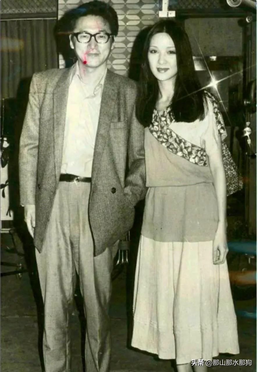 知道为什么李敖生前总是喜欢编排和嘲讽胡茵梦的妈妈璩诗方吗？因为他在和胡茵梦结婚前
