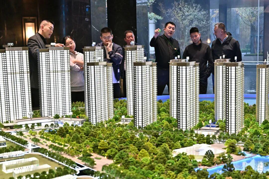 2026年首付压到15%，利率创低位，售楼处依旧冷清，大家为啥不肯买房

202