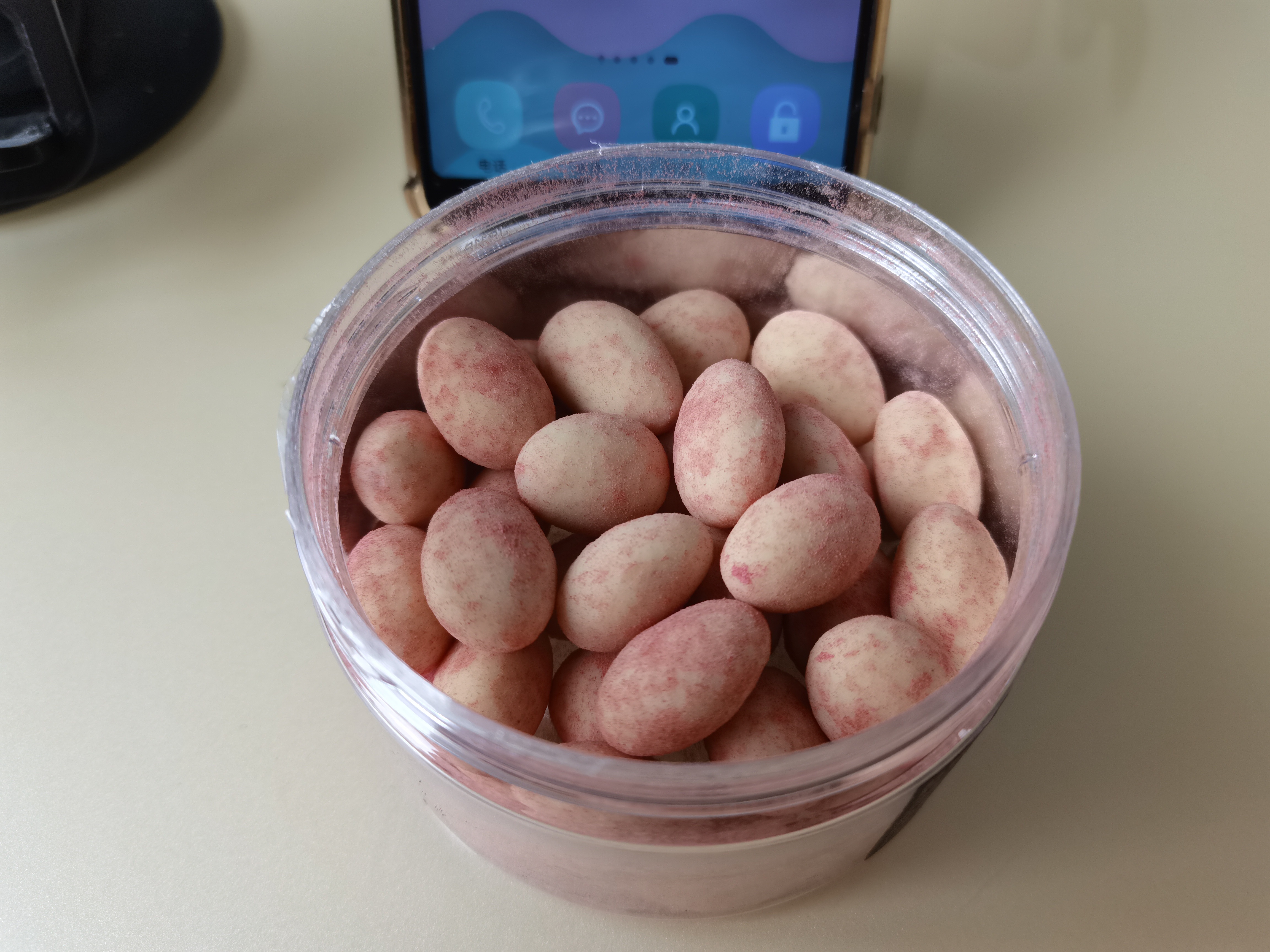 这个蔓越莓山茶花尊嘟很好吃最后一盒，吃完再麦 ​​​