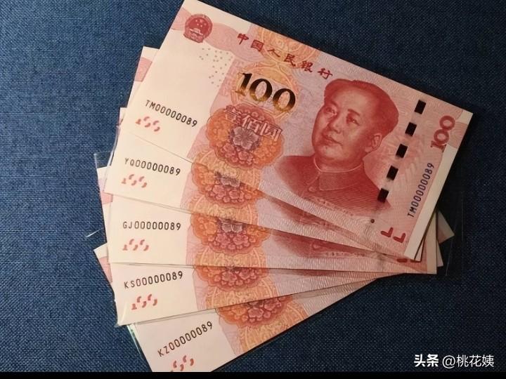 小区的一位大姐，做出了一件超乎所有老年人想象的事情！

这大姐72岁，独居这，她