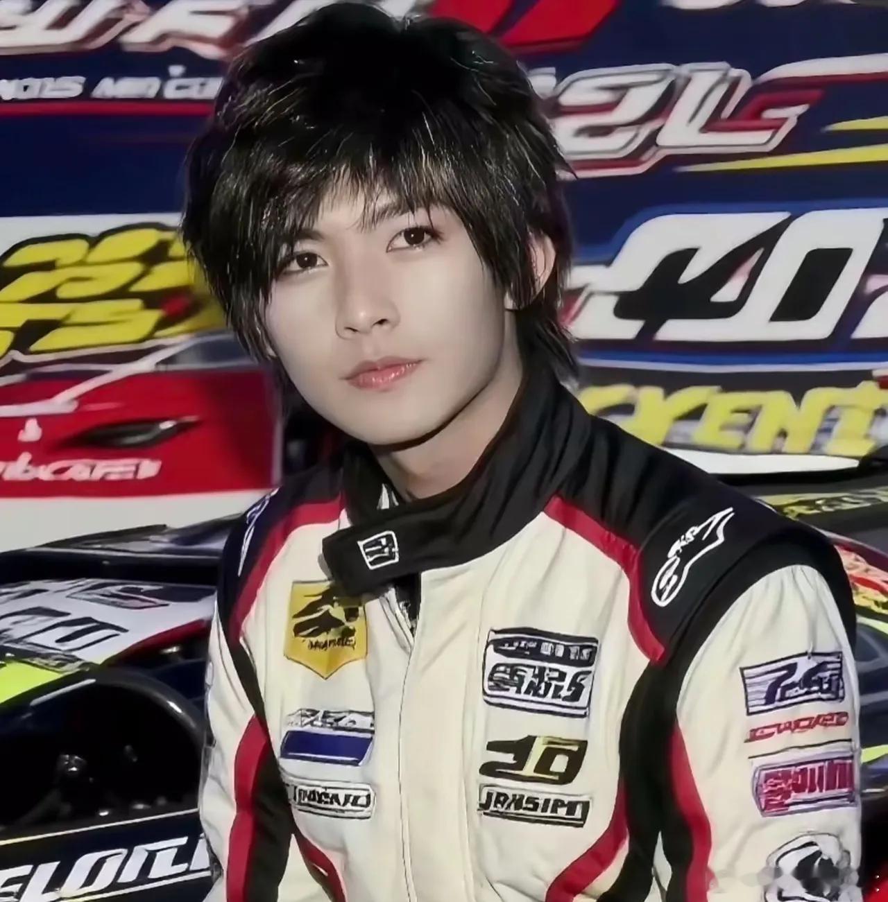 果然长得帅有用，出了同样性质的丑闻，一个丢了所有工作，一个复出还可以翻红，就是因