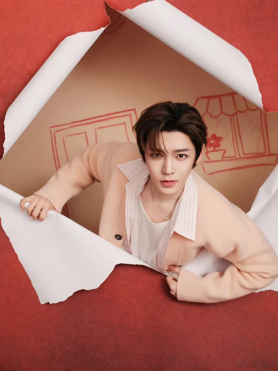 侯明昊歌曲友情提示 谁懂啊！侯明昊唱《友情提示》一开口直接惊到我，这嗓音也太抓耳