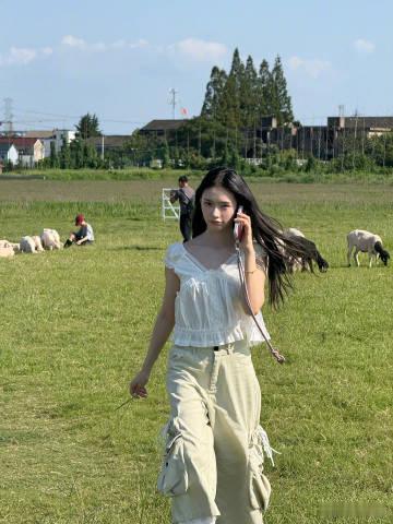 林允什么时候原谅现偶林允什么什么时候回归现偶谁能拒绝林允这组 live！光影、穿