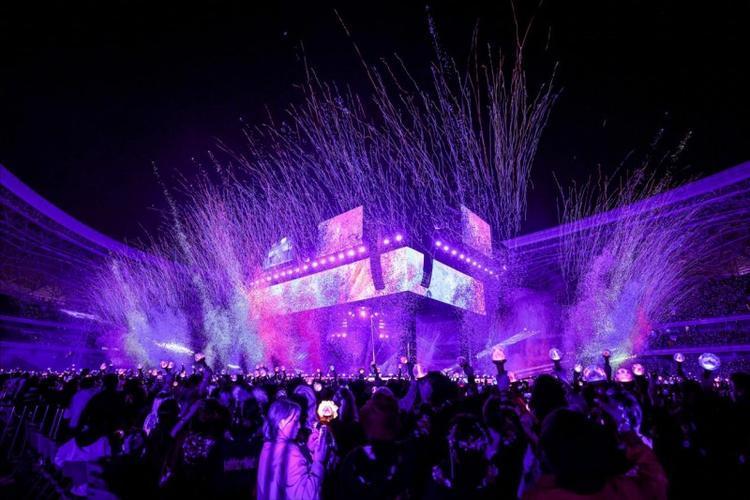 世界杯的‘羊毛’真相：从门票暴涨看资本主义体育的荒诞性

国际足联纵容2300美