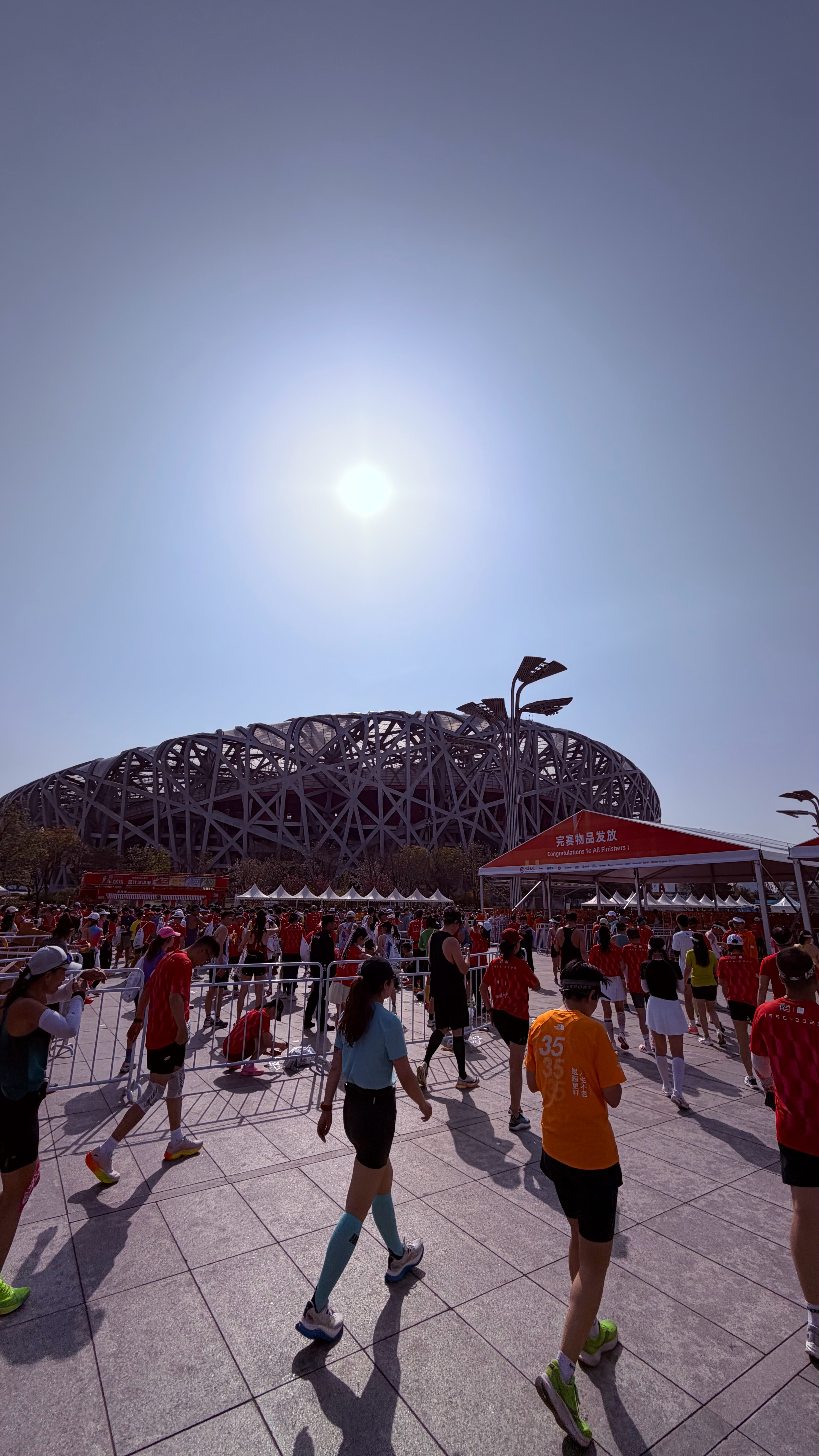 200，安全完赛，年度收官。赛道教会我：保持节奏，专注脚下。今日起，转换战场，A