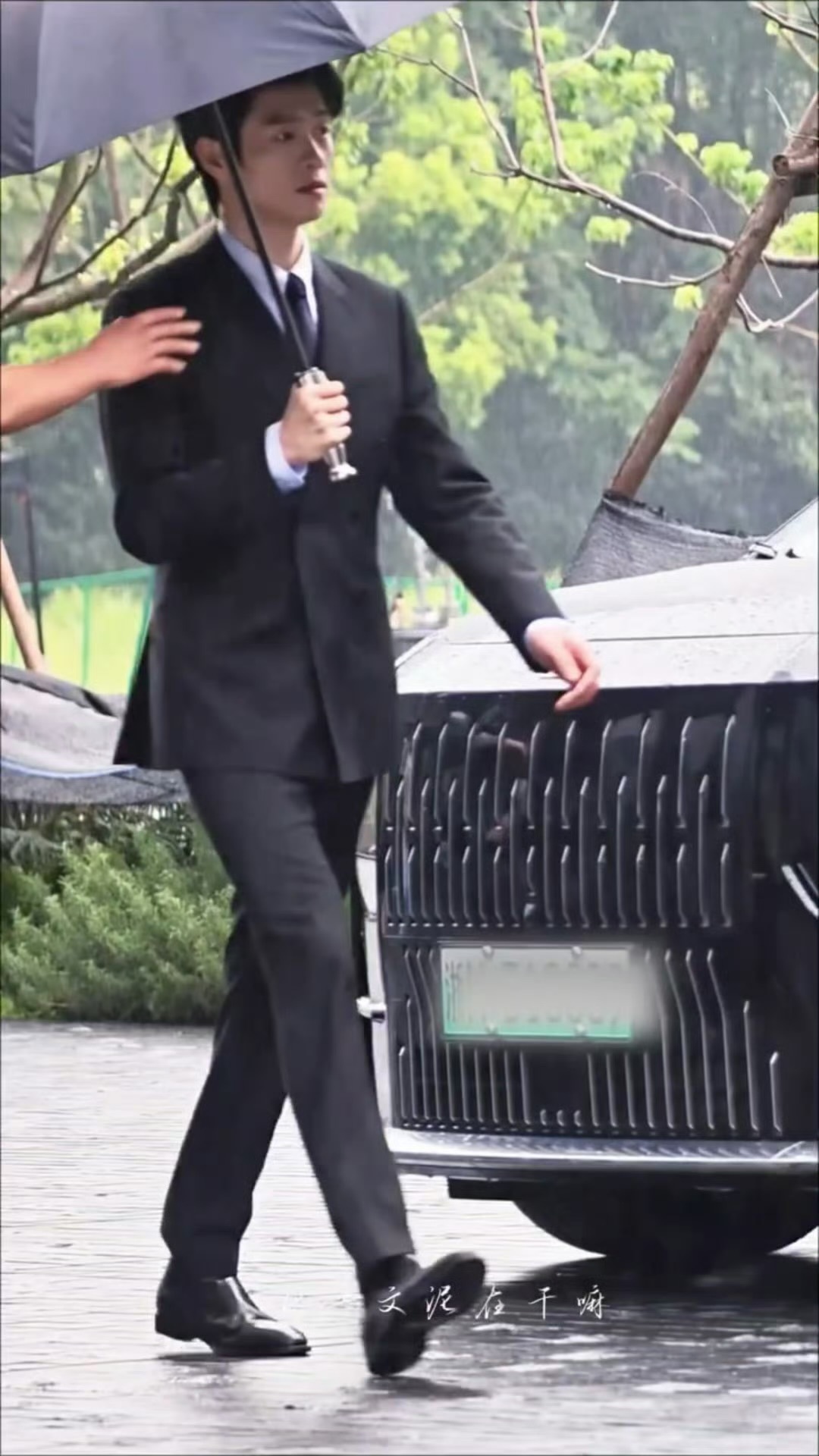 魏大勋听粉丝说韩语绷不住笑，粉丝就这么调戏我们大勋欧巴
