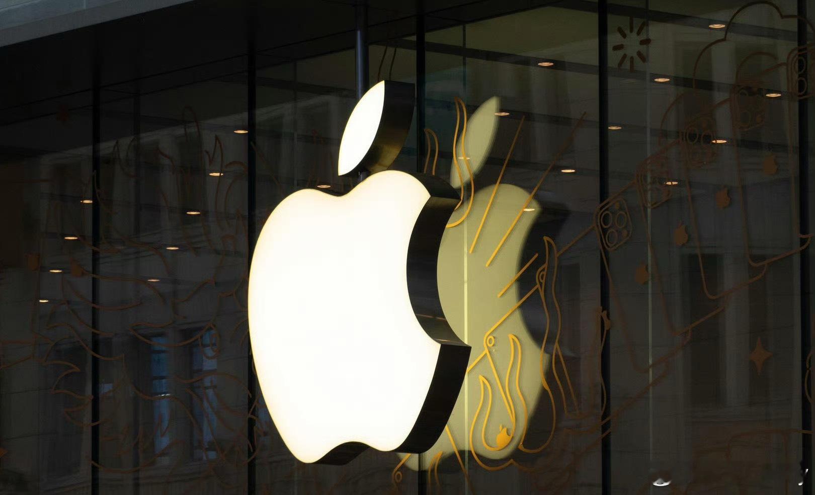 苹果大批新品意外泄露新版macOS代码扒出全套新品清单。AirPods真的要上摄