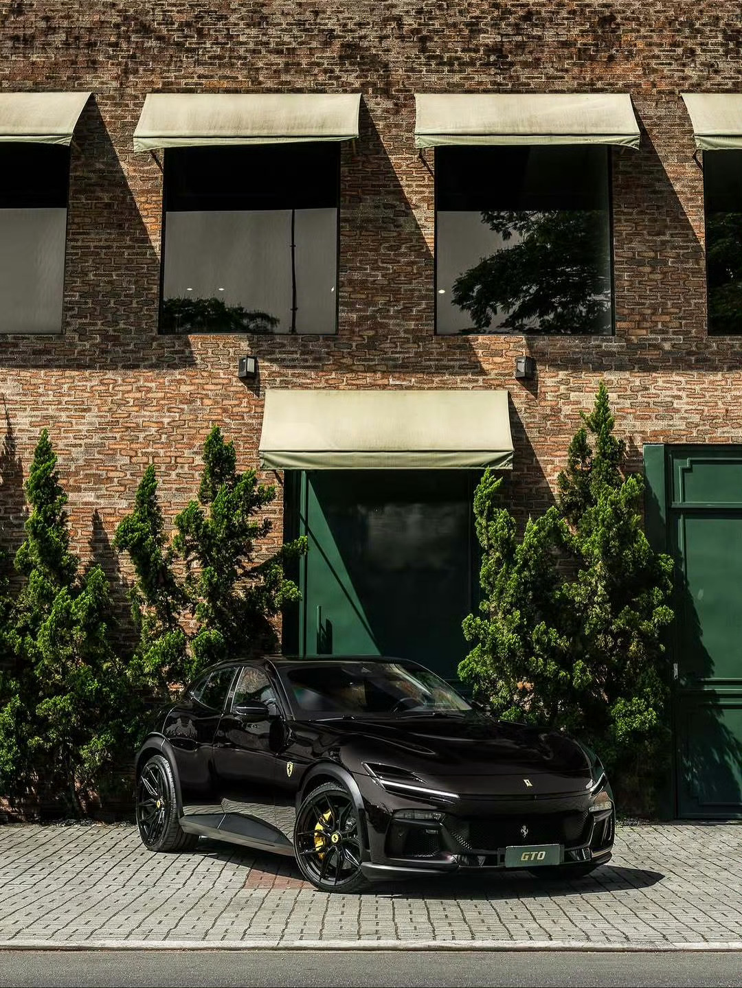 法拉利 Purosangue