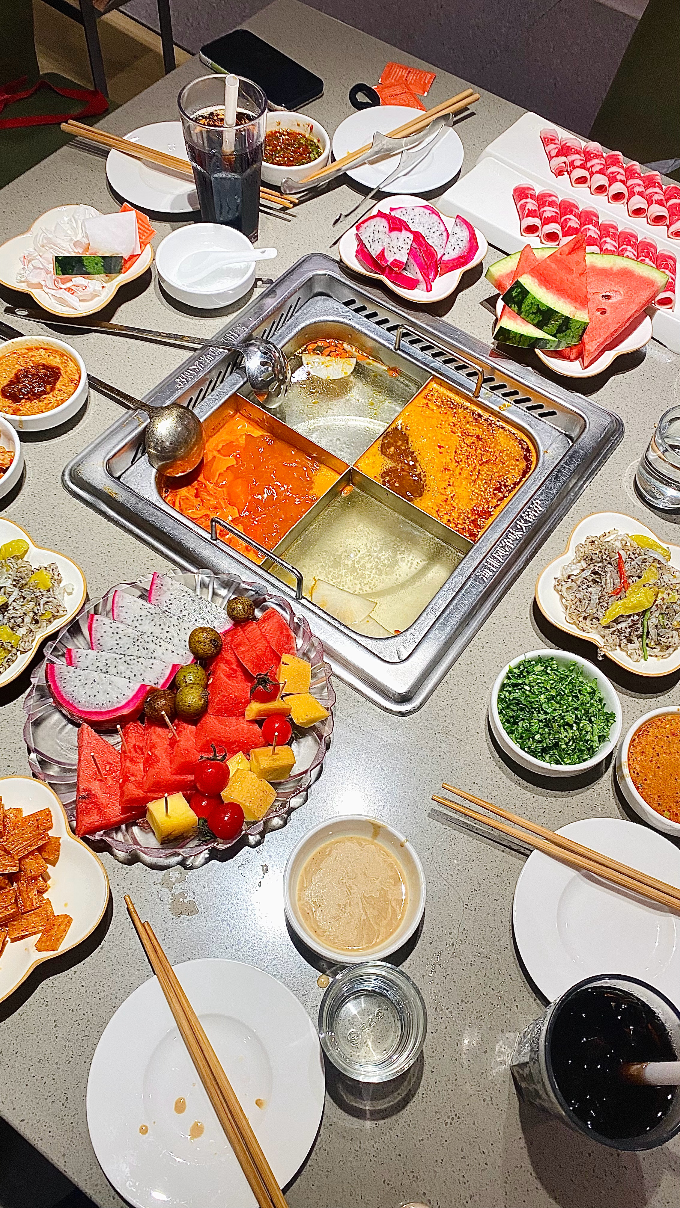 忍忍吧 生活就是这样 酸甜苦辣咸鲜麻酥脆嫩滑软糯绵爽韧弹 只能自己咽 ​​​